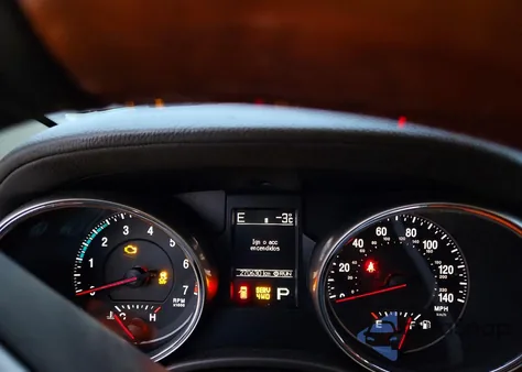 2013 Jeep Grand Cherokee Overland из США, поврежденный, VIN 1C4RJFCT7DC630955